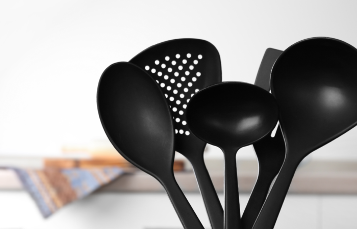 Top-Rated Cooking Utensil Holders: Essential Kitchen Organizers for 2024